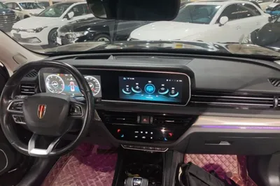 Hongqi HS5 2022, 27200 км, за 15688 USD - фото 12