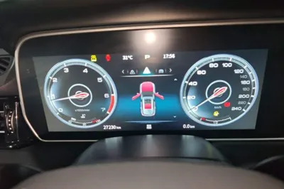 Hongqi HS5 2022, 27200 км, за 15688 USD - фото 14