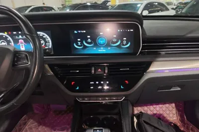 Hongqi HS5 2022, 27200 км, за 15688 USD - фото 15