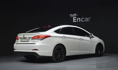 Hyundai i40 2013, 297997 км, за 2280.13 USD