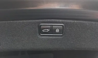 Genesis G80 2018, 193588 км, за 8467.9 USD - фото 20