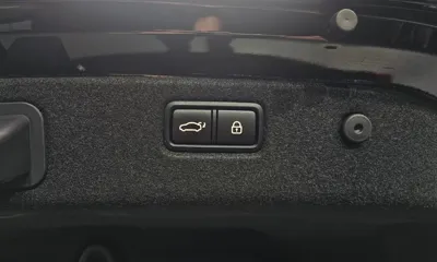 Genesis G70 2020, 70446 км, за 17239.15 USD - фото 35