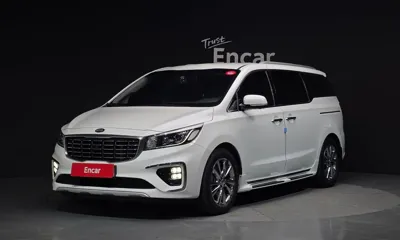 Kia Canival · 2020 год