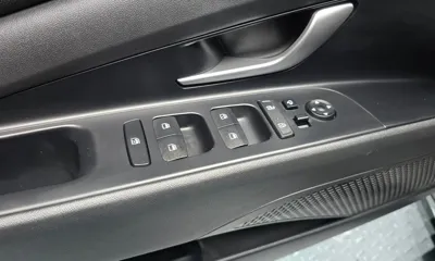 Hyundai Avante 2021, 47571 км, за 12312.71 USD - фото 28