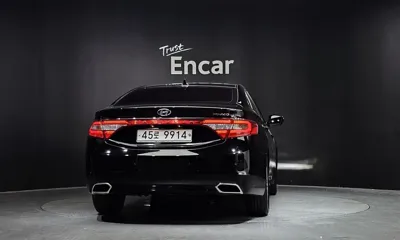 Hyundai Grandeur 2015, 92955 км, за 4860.74 USD