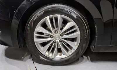 Hyundai Grandeur 2015, 92955 км, за 4860.74 USD