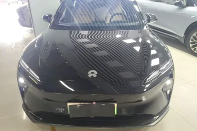 Nio ET5 2022, 63800 км, за 25635 USD