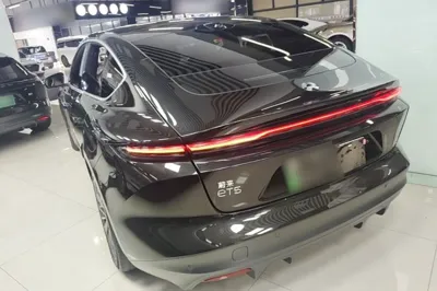 Nio ET5 2022, 63800 км, за 25635 USD