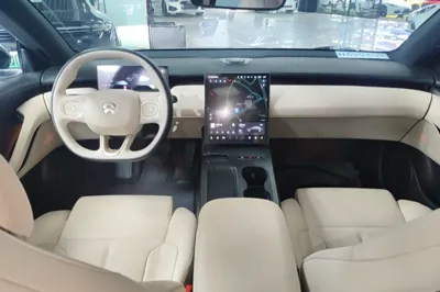 Nio ET5 2022, 63800 км, за 25635 USD - фото 17