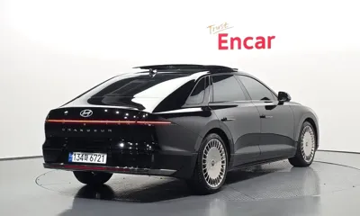 Hyundai Grandeur 2023, 13506 км, за 25272.42 USD