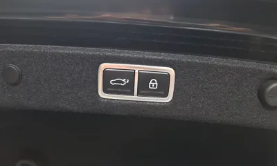 Hyundai Grandeur 2023, 13506 км, за 25272.42 USD - фото 35