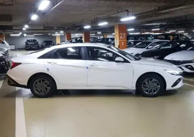 Hyundai Avante 2026, 7 км, за 2543.04 USD