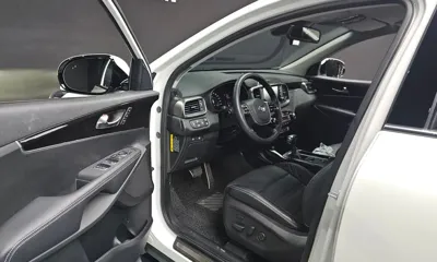 Kia Sorento 2020, 44229 км, за 16141.53 USD - фото 10