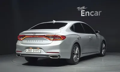 Hyundai Grandeur 2017, 110738 км, за 8403.91 USD