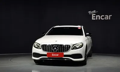 Mercedes-Benz E-Class 2018, 125555 км, за 14886.56 USD
