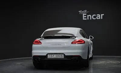 Porsche Panamera 2014, 131852 км, за 23581.18 USD