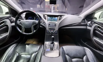 Hyundai Grandeur 2014, 116379 км, за 4690.56 USD - фото 7