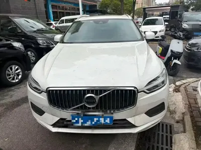 Volvo XC60 2018, 68000 км, за 16009.11 USD