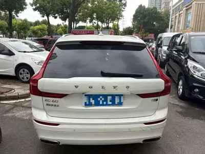 Volvo XC60 2018, 68000 км, за 16009.11 USD - фото 8