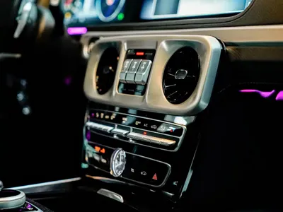 Mercedes-Benz G-Class 2023, 24500 км, за 189637.29 USD - фото 23