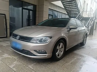 Volkswagen Lamando 2017, 71600 км, за 5466.41 USD