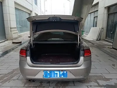 Volkswagen Lamando 2017, 71600 км, за 5466.41 USD - фото 19
