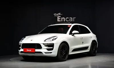 Porsche Macan · 2018 год