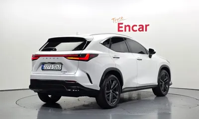 Lexus NX 2024, 27731 км, за 33502.5 USD