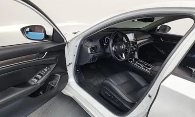 Honda Accord 2021, 46575 км, за 13610.83 USD - фото 10