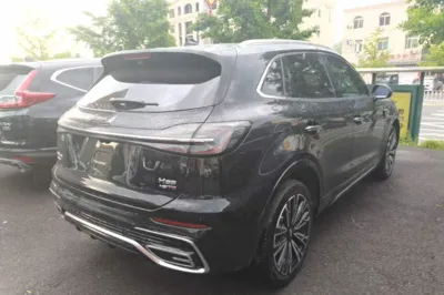 Hongqi HS5 2023, 35400 км, за 18154 USD - фото 6