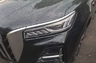 Hongqi HS5 2023, 35400 км, за 18154 USD - фото 8