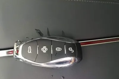 Hongqi HS5 2023, 35400 км, за 18154 USD - фото 22