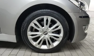 Hyundai Genesis 2012, 250267 км, за 2734.91 USD