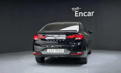 Hyundai Avante 2020, 116455 км, за 6268.87 USD