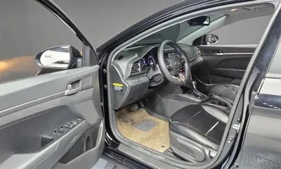 Hyundai Avante 2020, 116455 км, за 6268.87 USD - фото 10