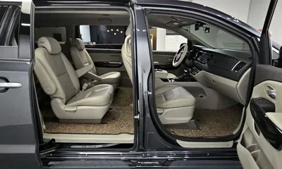 Kia Canival 2017, 97783 км, за 7816.6 USD - фото 11