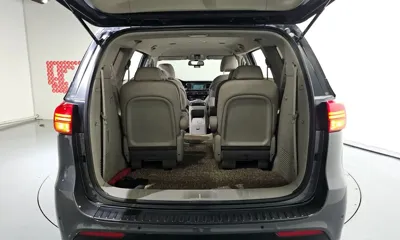 Kia Canival 2017, 97783 км, за 7816.6 USD - фото 20