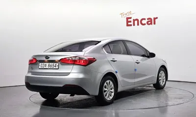 Kia K3 2015, 90248 км, за 4039.09 USD