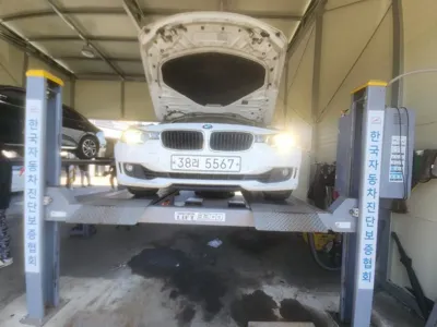 BMW 3-Series · 2014 год