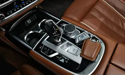 BMW 7-Series 2017, 98149 км, за 24614.17 USD - фото 9