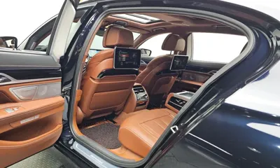 BMW 7-Series 2017, 98149 км, за 24614.17 USD - фото 11
