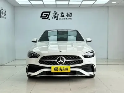 Mercedes-Benz C-Class 2024, 20000 км, за 26838.04 USD