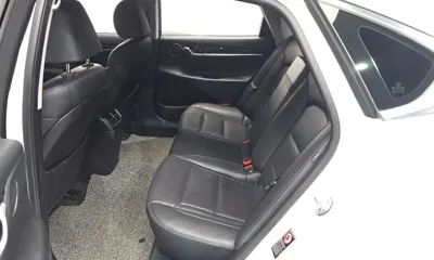 Hyundai Grandeur 2019, 40357 км, за 13259.81 USD - фото 12