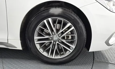 Hyundai Grandeur 2019, 40357 км, за 13259.81 USD - фото 22