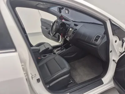 Kia K3 2016, 134424 км, за 3905.74 USD - фото 16