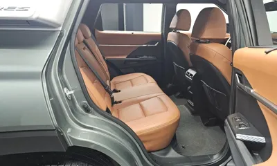 KG_Mobility_Ssangyong Torres 2023, 42260 км, за 14132.8 USD - фото 12