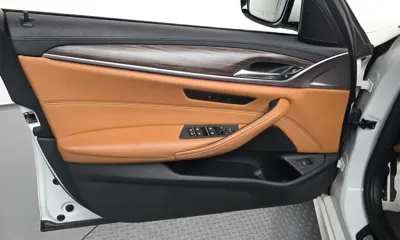 BMW 5-Series 2017, 86739 км, за 18234.54 USD - фото 24