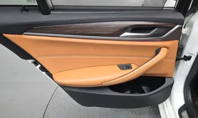 BMW 5-Series 2017, 86739 км, за 18234.54 USD - фото 28