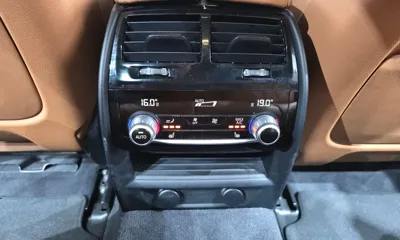 BMW 5-Series 2017, 86739 км, за 18234.54 USD - фото 35