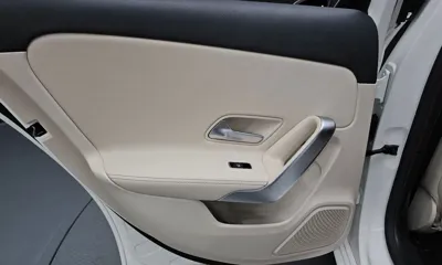 Mercedes-Benz A-Class 2022, 23514 км, за 16807.83 USD - фото 25